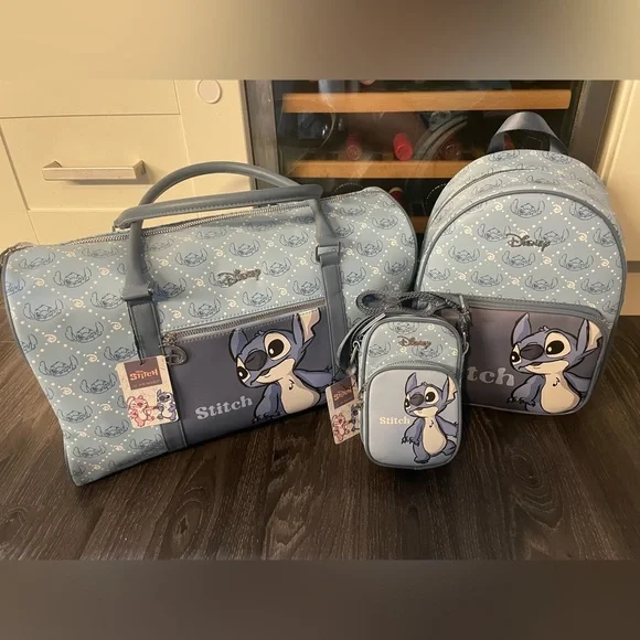 Disney | Bags | Nwt Lilo And Stitch Weekender Bag And Stitch  display picture 3